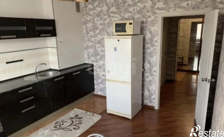 3-комн квартира Степной мкр, 24,  д. 24