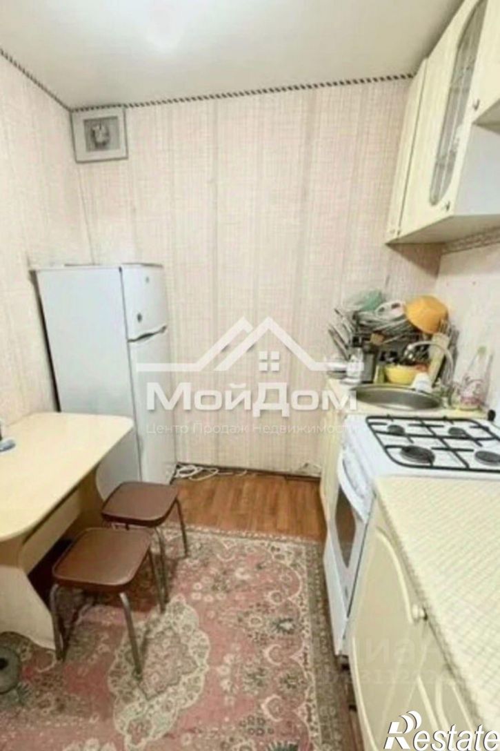 2-комн квартира мкр Макаренко, 1,  д. 1
