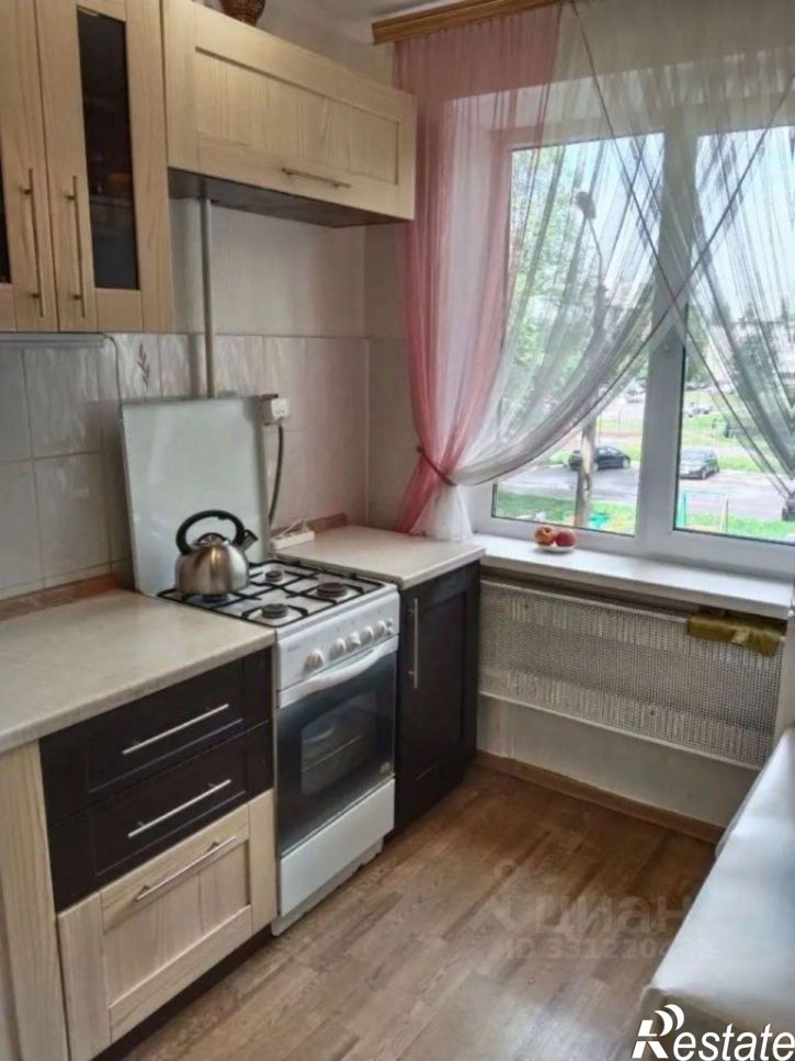 3-комн квартира мкр Приборостроитель, 5,  д. 5