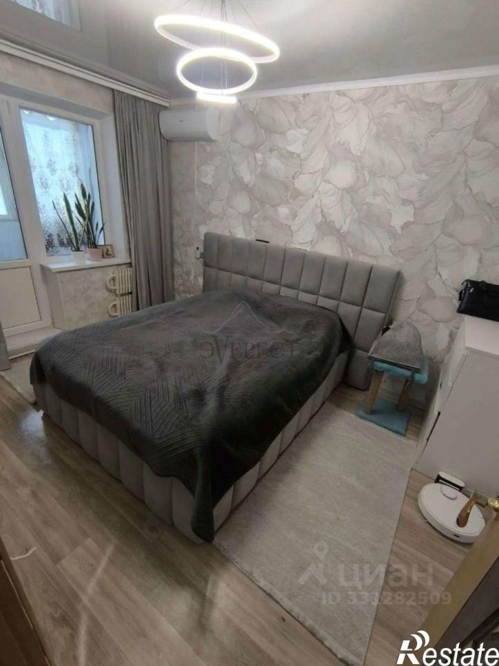 4-комн квартира Солнечный мкр, 17,  д. 17