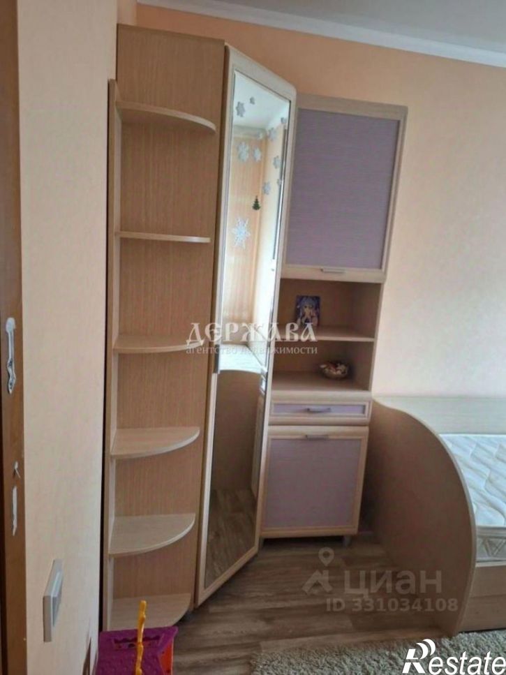 3-комн квартира Лесной мкр, 10,  д. 10