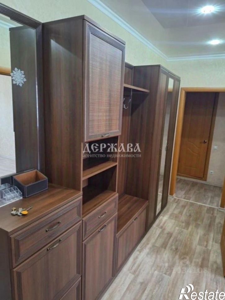 3-комн квартира Лесной мкр, 10,  д. 10