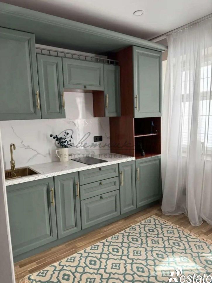 1-комн квартира мкр Космос, 15,  д. 15