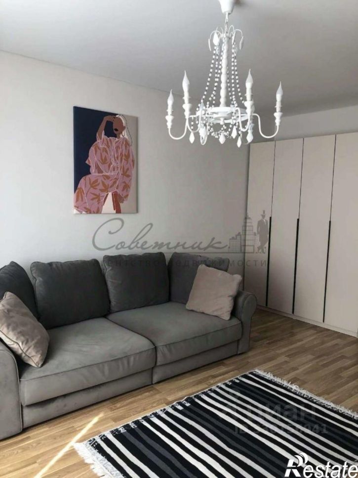 1-комн квартира мкр Космос, 15,  д. 15