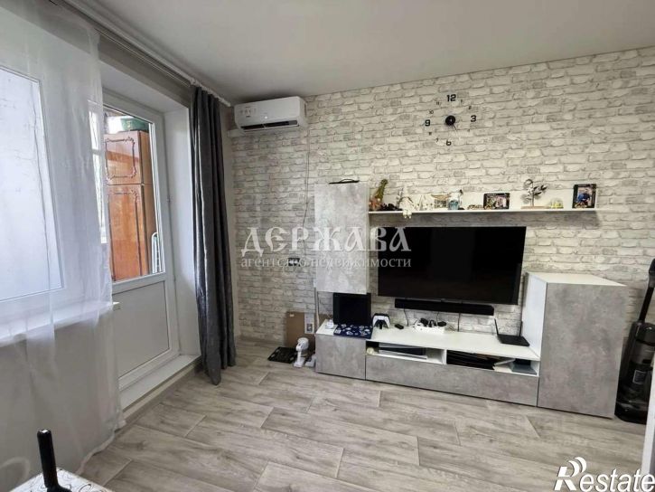 1-комн квартира мкр Буденного, 4а,  д. 4а
