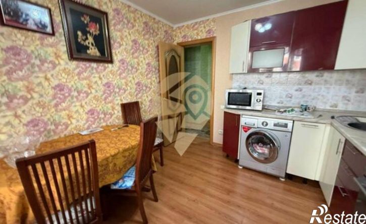 3-комн квартира мкр Дубрава квартал 1, 8,  д. 8