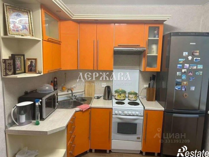 1-комн квартира мкр Макаренко, 33б,  д. 33б