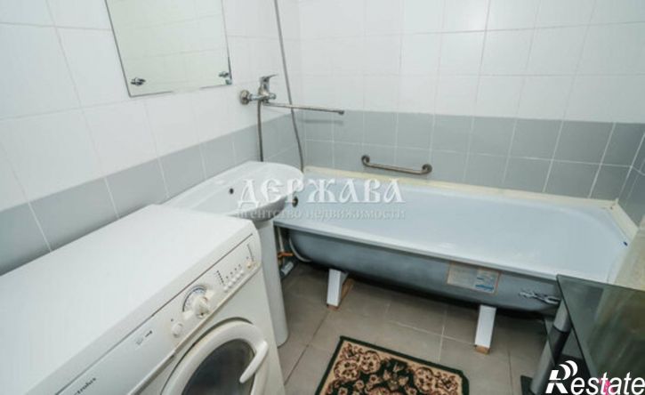 3-комн квартира Центральный мкр, 1,  д. 1