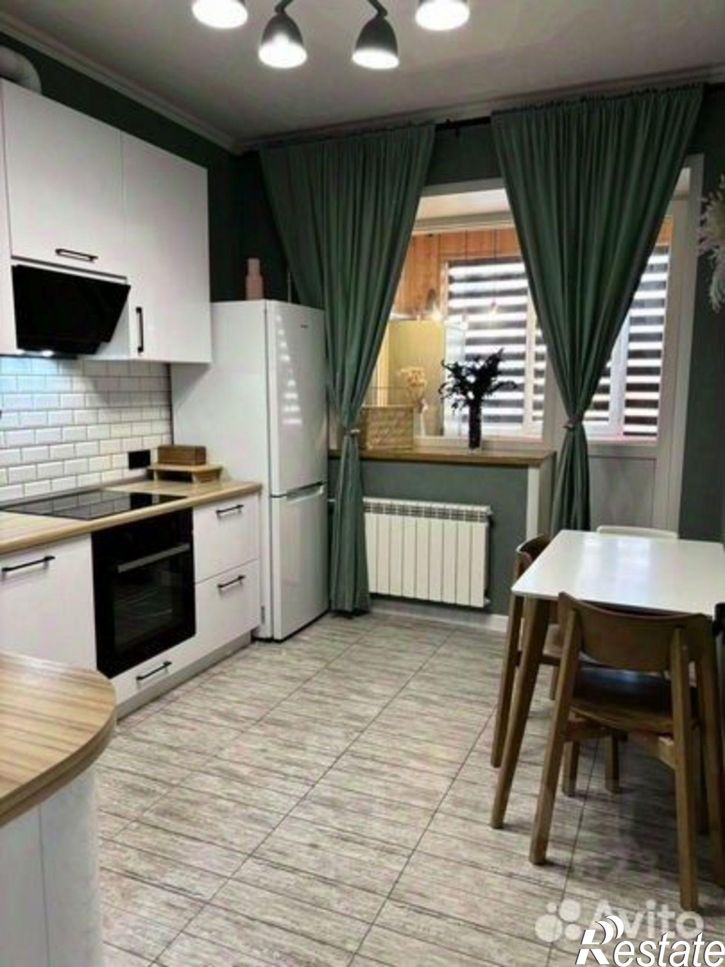 2-комн квартира мкр Дубрава квартал 3, 33,  д. 33