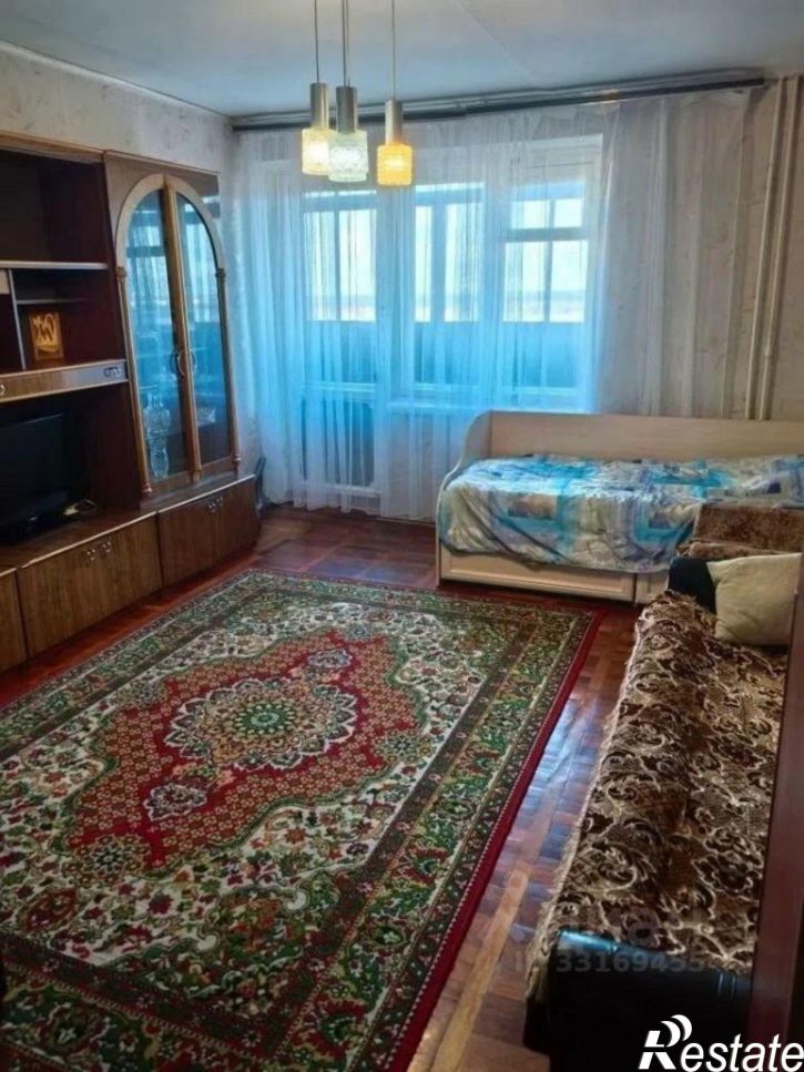 3-комн квартира ул Хмелева, 4,  д. 4