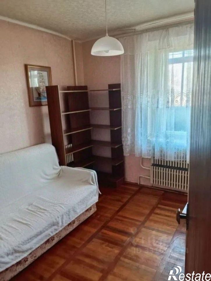 3-комн квартира ул Хмелева, 4,  д. 4