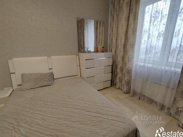 3-комн квартира Степной мкр, 13,  д. 13