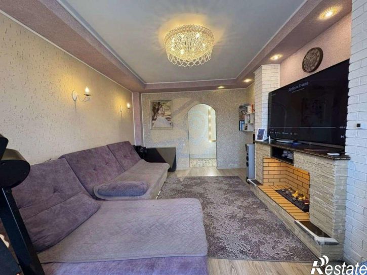 3-комн квартира Восточный мкр, 11,  д. 11
