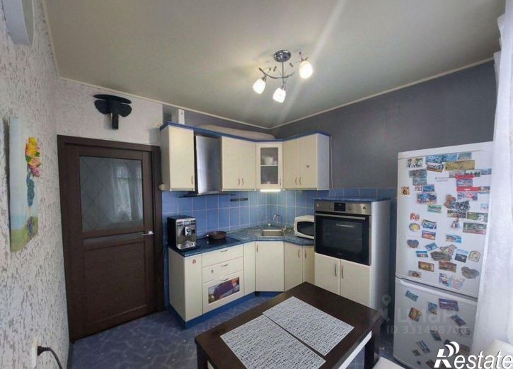 3-комн квартира Восточный мкр, 2,  д. 2