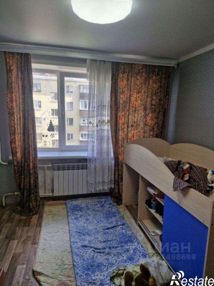 Комната мкр Горняк, 18,  д. 18