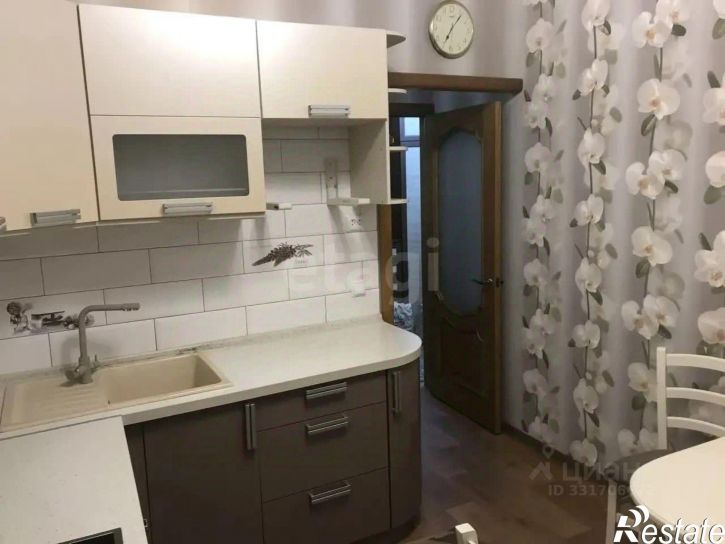 3-комн квартира Восточный мкр, 2в,  д. 2в