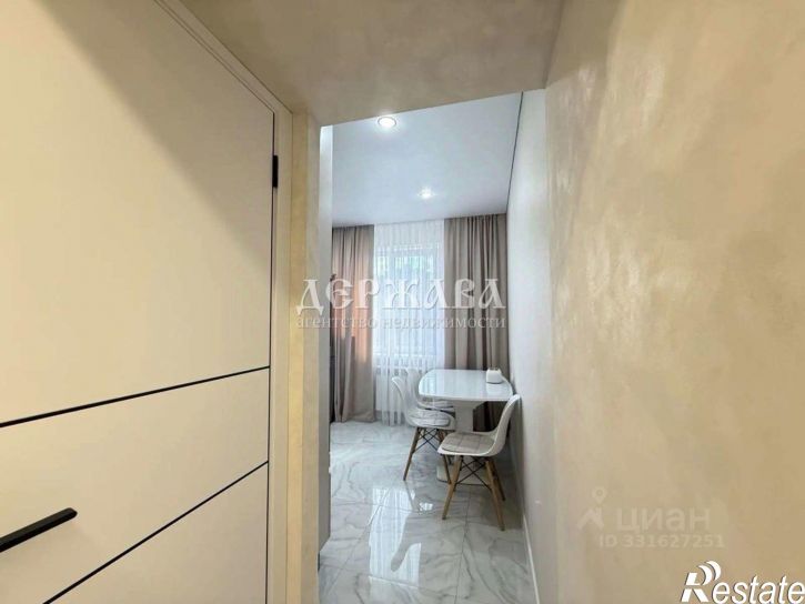 3-комн квартира мкр Королева, 32в,  д. 32в