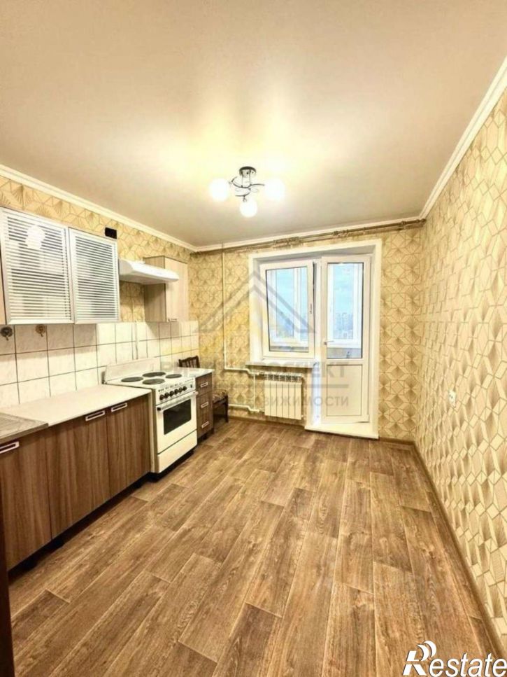 3-комн квартира мкр Королева, 18,  д. 18
