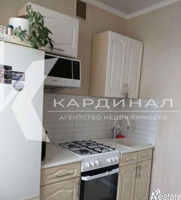 4-комн квартира мкр Молодогвардеец, 11,  д. 11