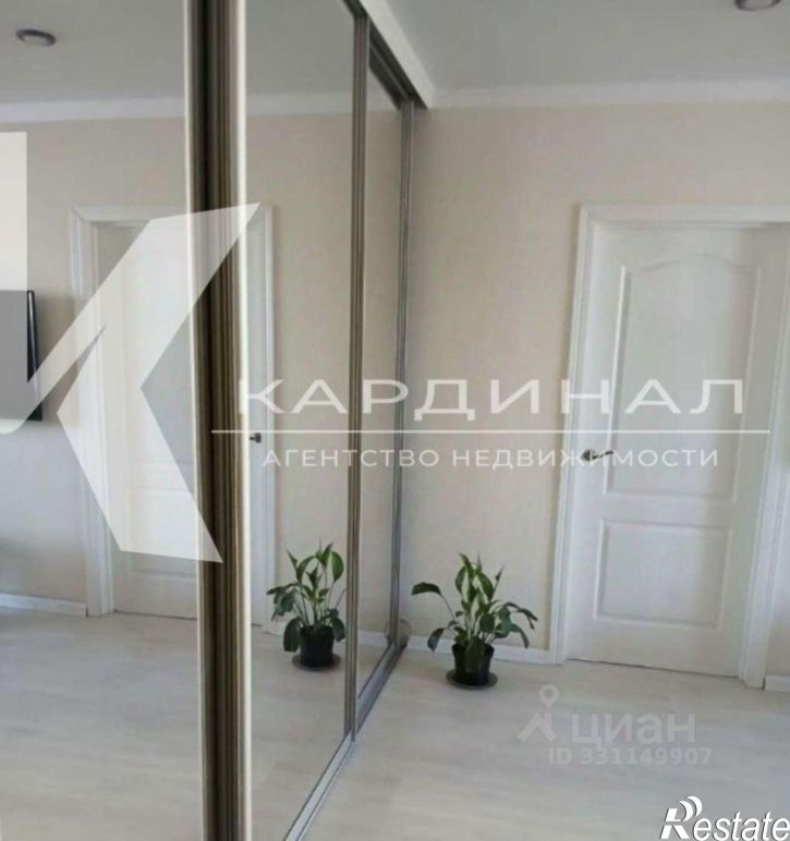 3-комн квартира мкр Молодогвардеец, 11,  д. 11