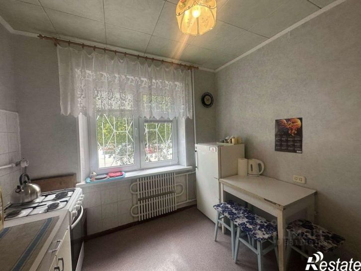 3-комн квартира Студенческий мкр, 18,  д. 18