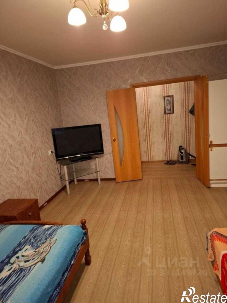 3-комн квартира Восточный мкр, 8,  д. 8