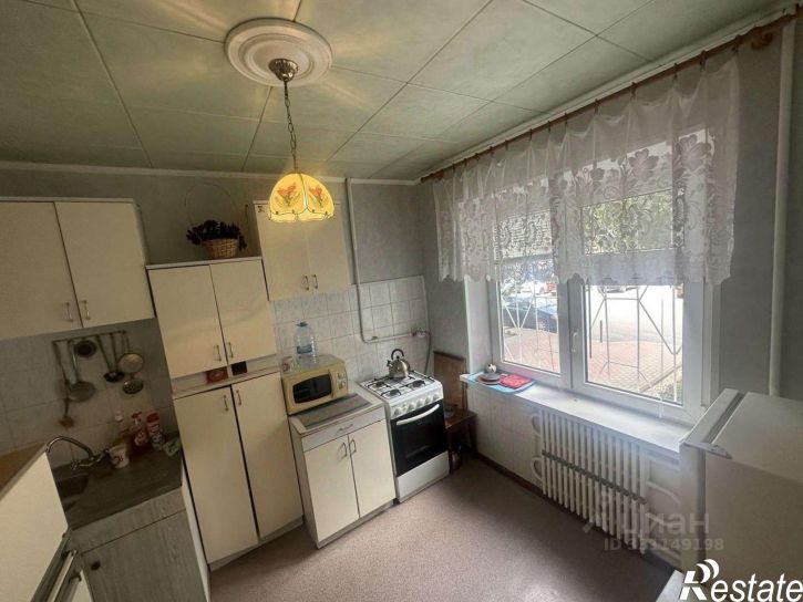 3-комн квартира Студенческий мкр, 18,  д. 18