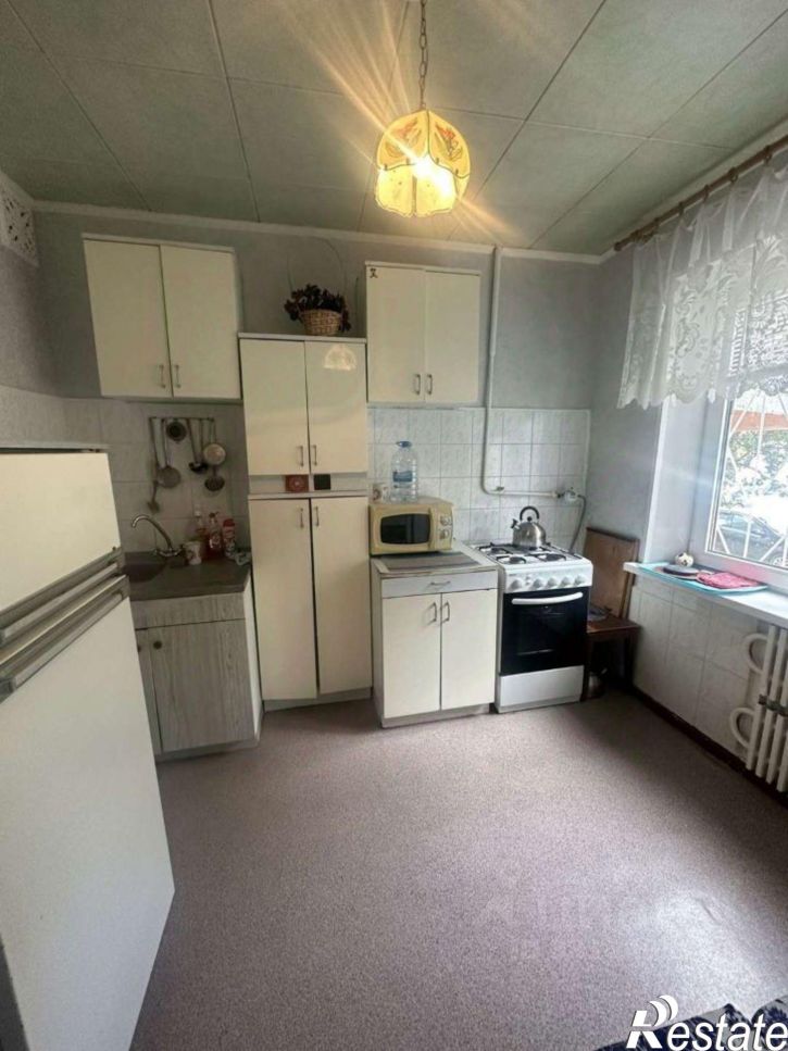 3-комн квартира Студенческий мкр, 18,  д. 18