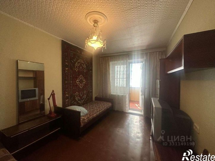 3-комн квартира Студенческий мкр, 18,  д. 18