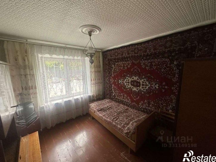 3-комн квартира Студенческий мкр, 18,  д. 18