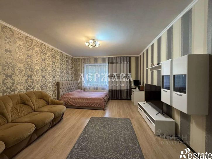 1-комн квартира Степной мкр, 9,  д. 9