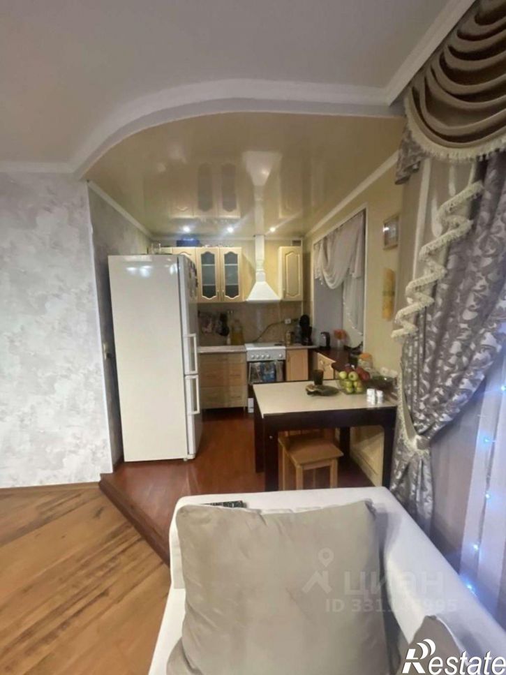 2-комн квартира мкр Горняк, 27,  д. 27