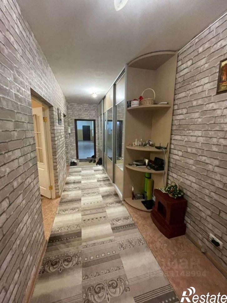 3-комн квартира Степной мкр, 8,  д. 8