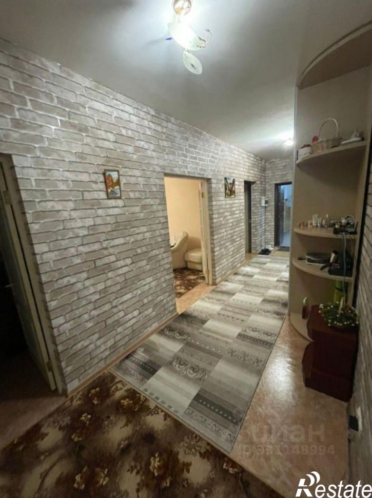 3-комн квартира Степной мкр, 8,  д. 8