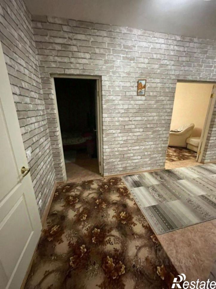 3-комн квартира Степной мкр, 8,  д. 8