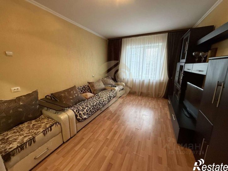 1-комн квартира мкр Макаренко, 20,  д. 20