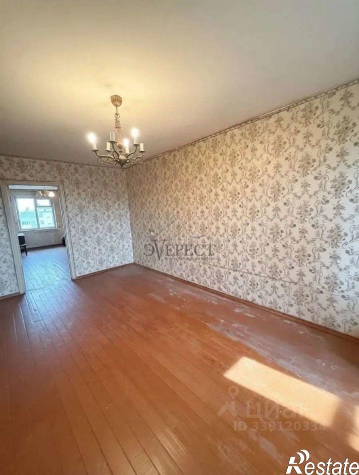2-комн квартира Парковый мкр, 1,  д. 1