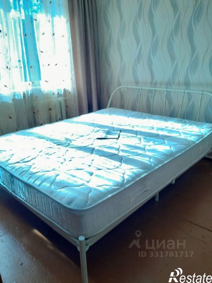1-комн квартира мкр Горняк, 11,  д. 11