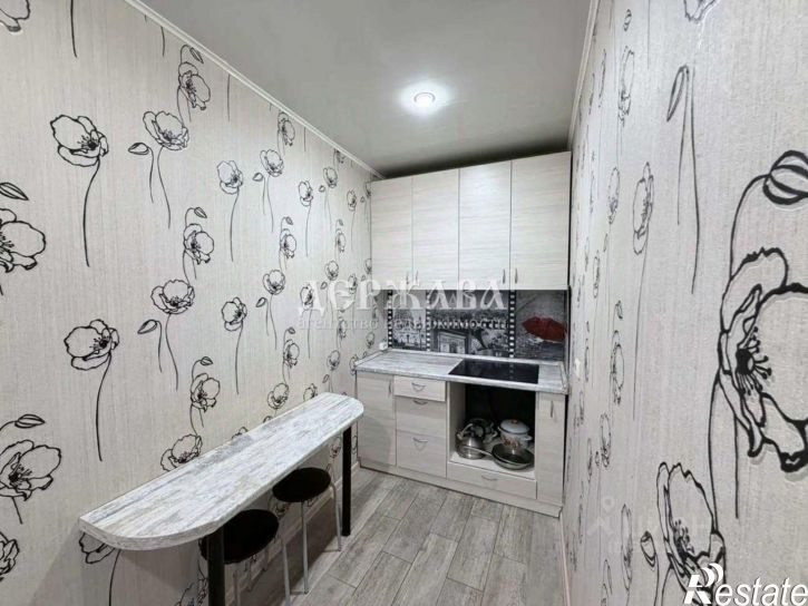 1-комн квартира мкр Макаренко, 5,  д. 5