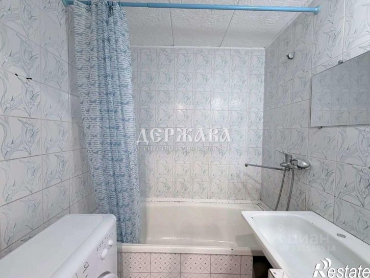 1-комн квартира мкр Макаренко, 5,  д. 5