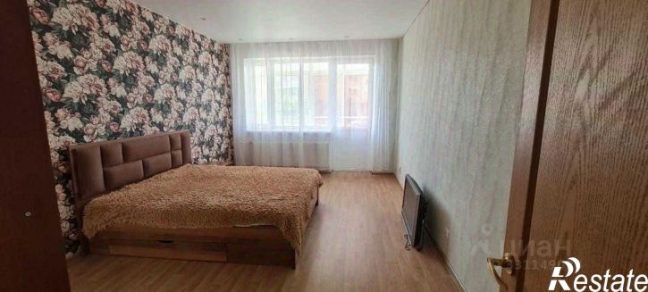 3-комн квартира Степной мкр, 18,  д. 18