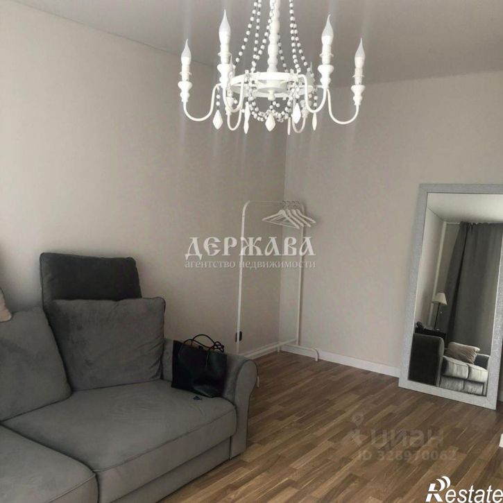 1-комн квартира мкр Космос, 15,  д. 15