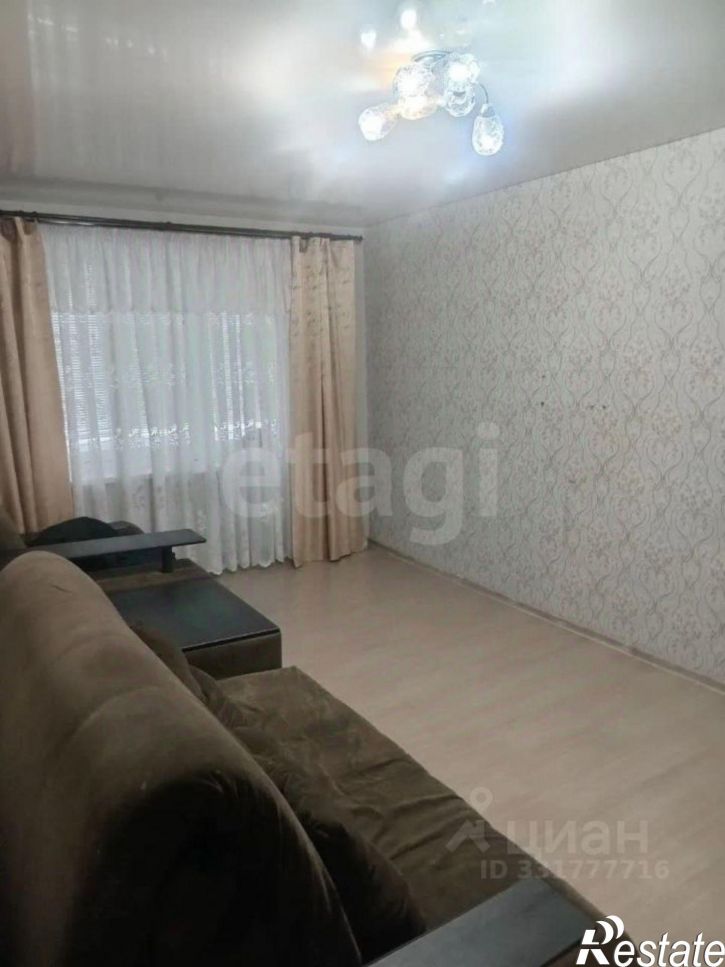 1-комн квартира мкр Молодогвардеец, 12,  д. 12