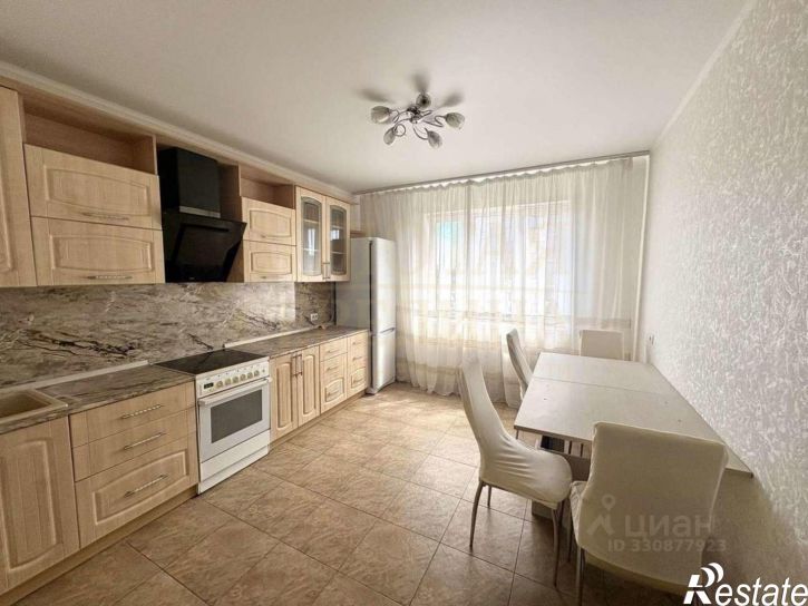 2-комн квартира Степной мкр, 32,  д. 32