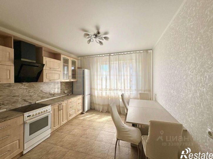 2-комн квартира Степной мкр, 32,  д. 32