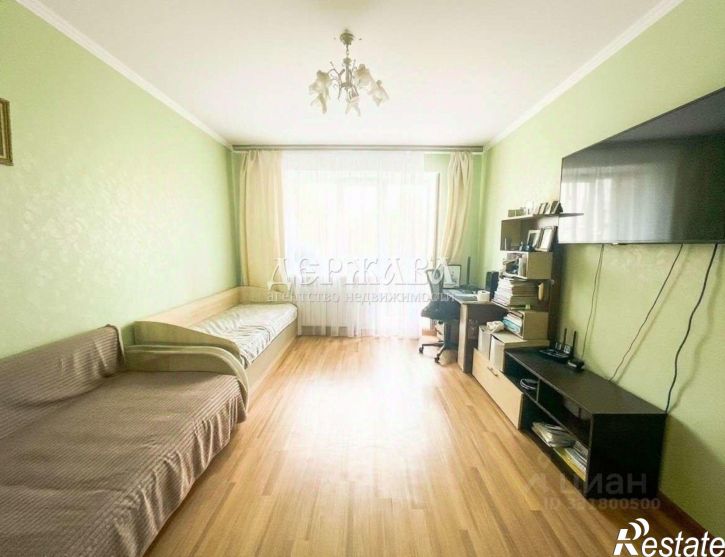 1-комн квартира мкр Зеленый Лог, 1,  д. 1