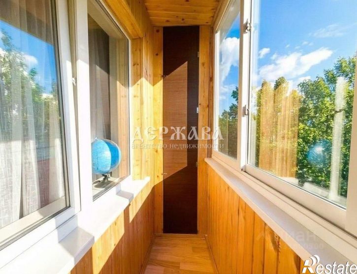 1-комн квартира мкр Зеленый Лог, 1,  д. 1
