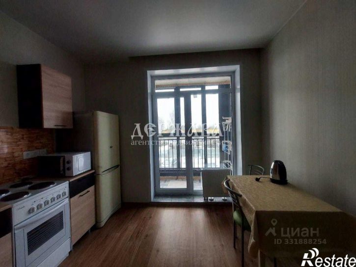 2-комн квартира пр-кт Алексея Угарова, 14Г,  д. 14Г