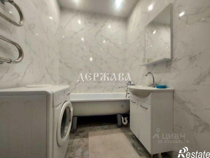 2-комн квартира пр-кт Алексея Угарова, 14Г,  д. 14Г
