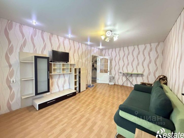 1-комн квартира Северный мкр, 4,  д. 4
